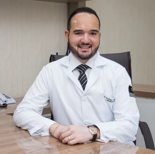 Dr. Rodrigo Ferreira Alves